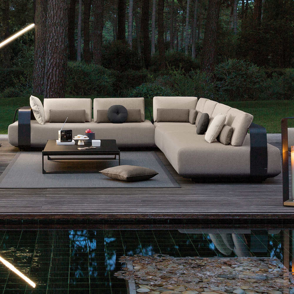 Contemporary Outdoor Designer Luxury Modular L Shaped Sofa