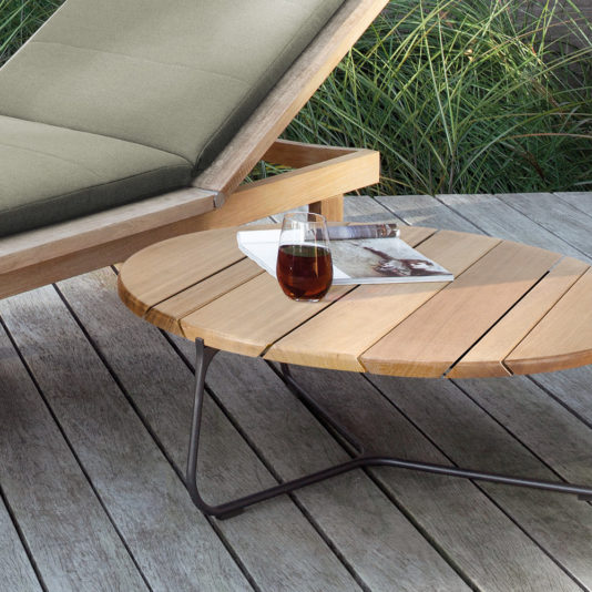 modern-outdoor-teak-coffee-table-2.jpg