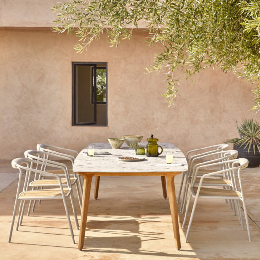 outdoor-dining-table-and-chairs-set-1.jpg
