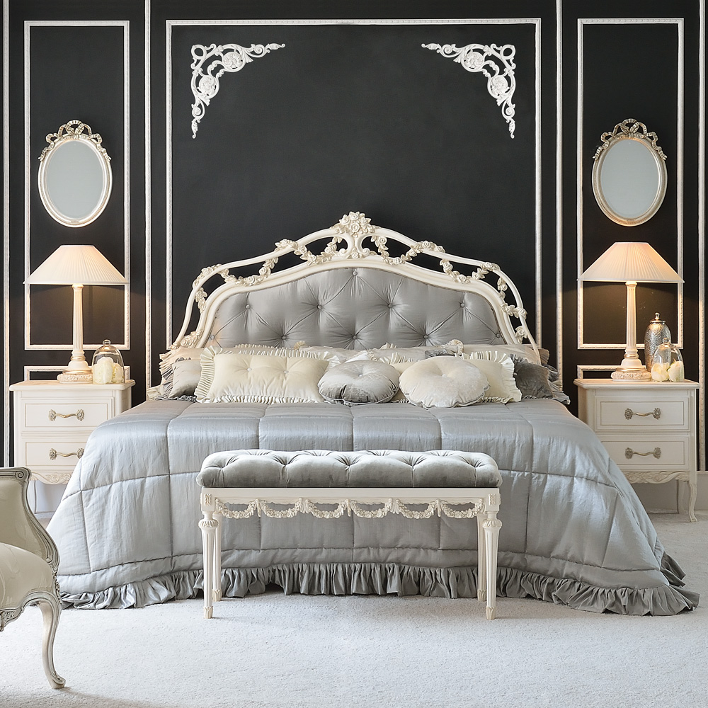 Classic Style Italian Button Upholstered Bed