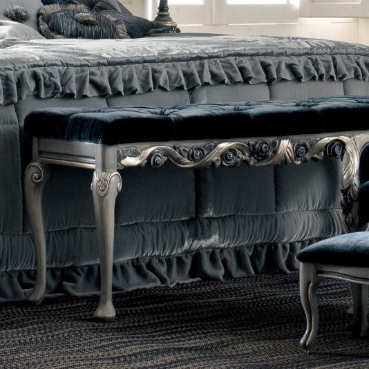 Luxury Italian Ladies Bench Luxury Italian Ladies Bench