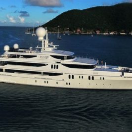 Charter a yacht for the Monaco Grand Prix
