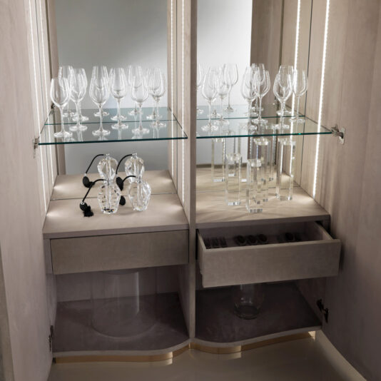 24 Carat Gold Plated Luxury Royal Nubuk Cabinet 24 Carat Gold Luxury Royal Nubuk Cabinet