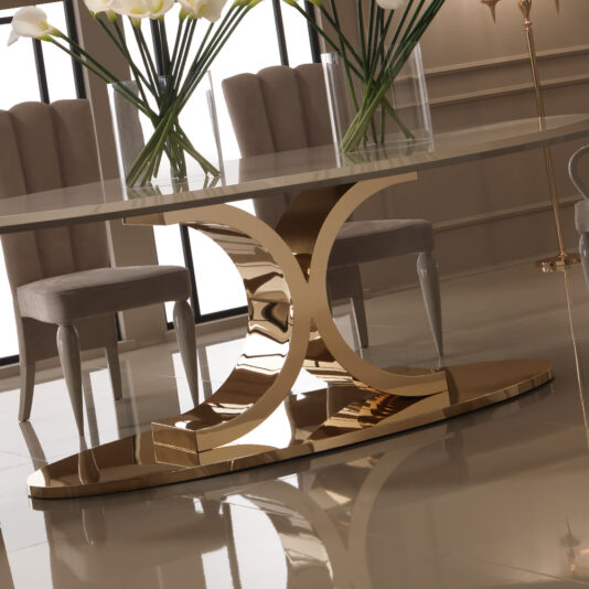 Luxury 24 Carat Gold Plated Oval Designer Dining Table 24 Carat Gold Plated Oval Designer Italian Dining Set