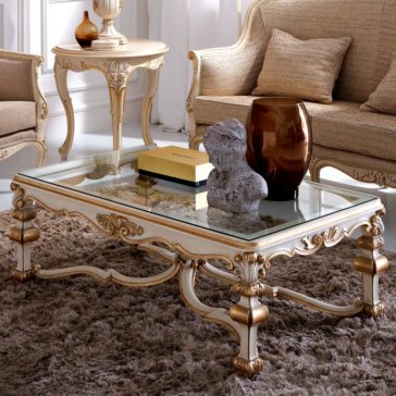 Baroque Reproduction Classic Italian Glass Coffee Table Baroque Reproduction Classic Italian Glass Coffee Table