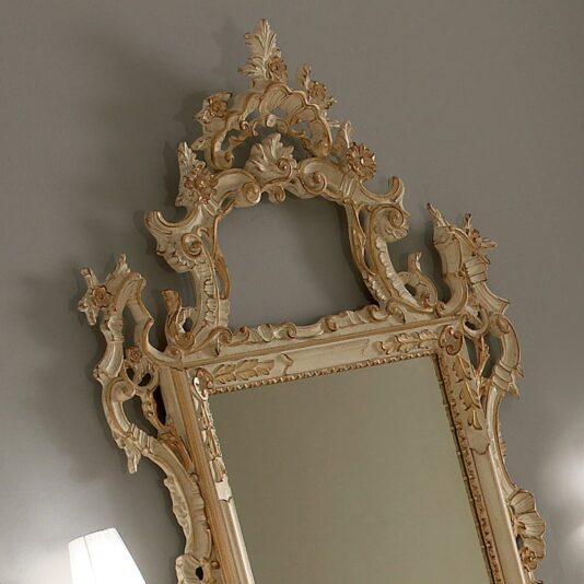 Baroque Reproduction Elegant Ivory and Gold Italian Wall Mirror Baroque Reproduction Elegant Ivory and Gold Italian Wall Mirror
