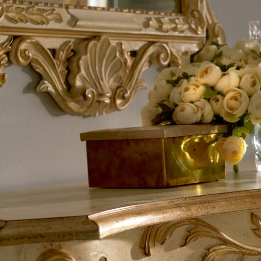 Baroque Reproduction Elegant Ivory and Gold Italian Wall Mirror Baroque Reproduction Elegant Ivory and Gold Italian Wall Mirror