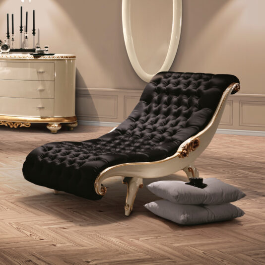 Classic Baroque Gold Leaf Upholstered Chaise Longue