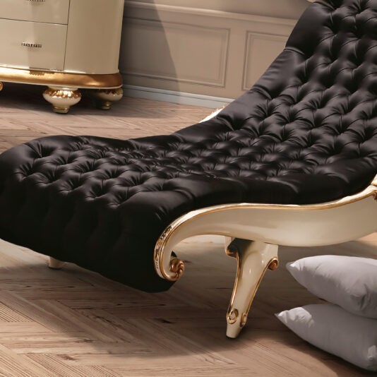 Classic Baroque Gold Leaf Upholstered Chaise Longue