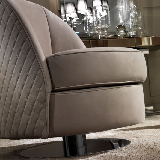 Modern Italian Nubuck Leather Swivel Armchair Modern Italian Nubuck Leather Swivel Armchair