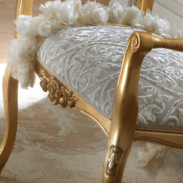 Small Italian Ornate Gold Leaf Bench Captivating Small Italian Gold Leaf BenchCaptivating Small Italian Gold Leaf Bench