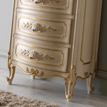Carved Designer Rococo Italian Tall Boy Chest of Drawers Carved Designer Rococo Italian Tall Boy Chest of Drawers