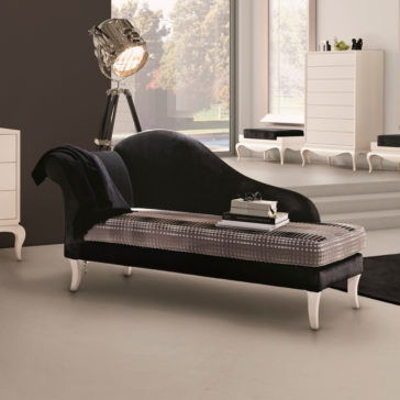 Modern Velvet Upholstered Chaise Longue Modern Velvet Upholstered Chaise Longue