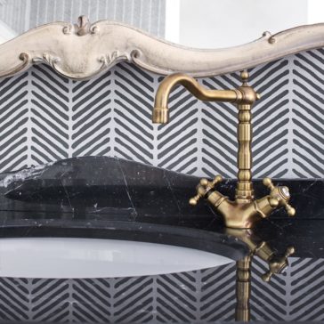 Classic Designer Italian Marble Bathroom Vanity Unit Classic Designer Italian Marble Bathroom Vanity Unit