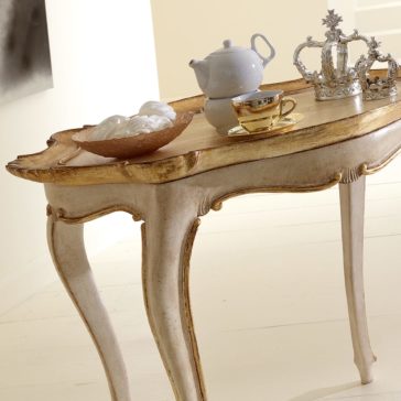 Classic Designer Italian Unique Tray Style Side Table Classic Designer Italian Unique Tray Style Side Table