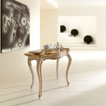 Classic Designer Italian Unique Tray Style Side Table Classic Designer Italian Unique Tray Style Side Table