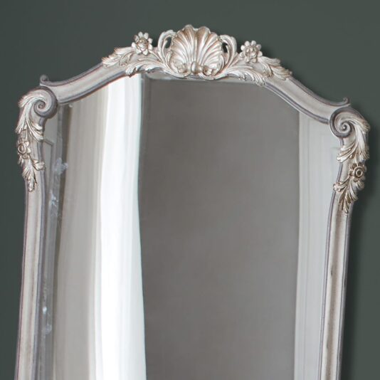Classic Designer Italian Wall Mirror Classic Designer Italian Wall Mirror