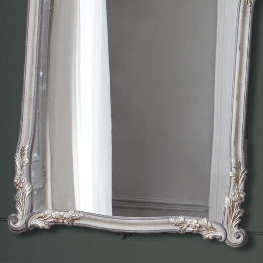 Classic Designer Italian Wall Mirror Classic Designer Italian Wall Mirror