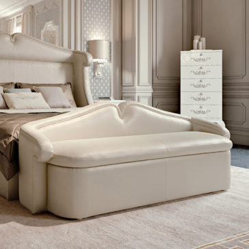 Classic High End Italian Bench Classic High End Italian Bench