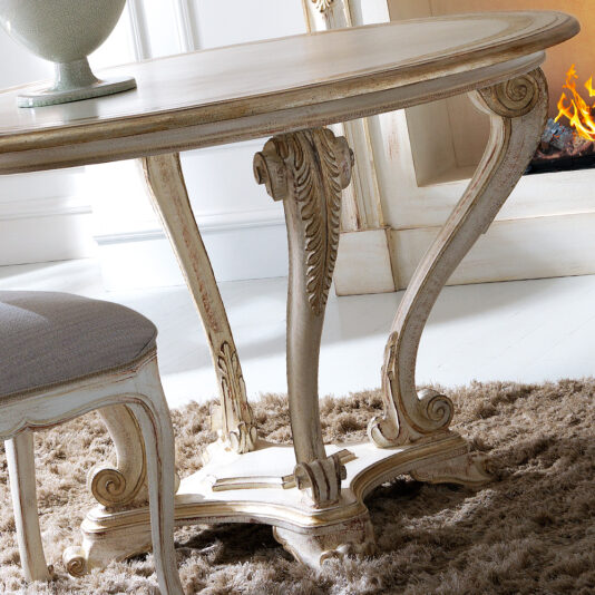 Classic Italian Baroque Inspired Round Dining Table Classic Italian Baroque Inspired Round Dining Table