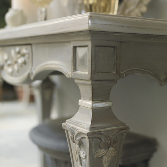 Classic Italian Console Table With Drawer Classic Italian Console Table with drawer