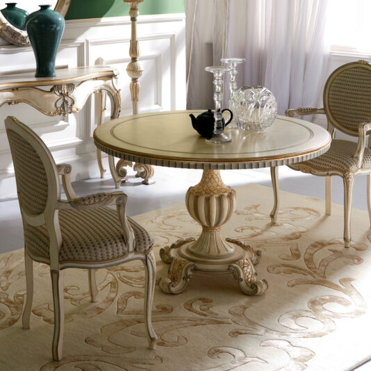 Classic Italian Designer Rococo Inspired Round Dining Table Classic Italian Designer Rococo Inspired Round Dining Table