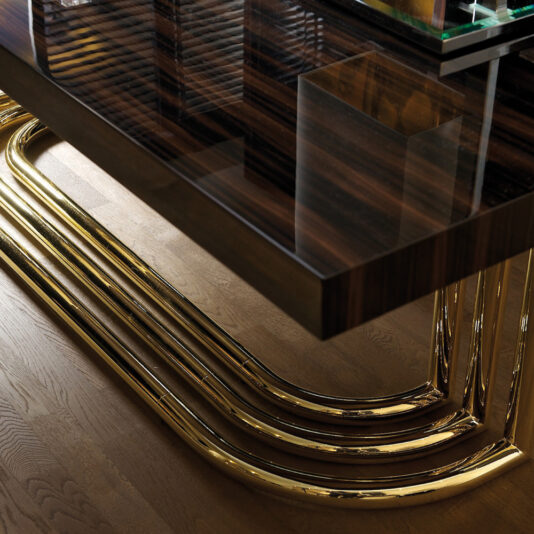 Contemporary High End Designer Writing Desk Contemporary High End Designer Writing Desk
