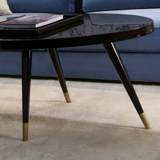 Contemporary Italian Oval Coffee Table Contemporary Italian Oval Coffee Table