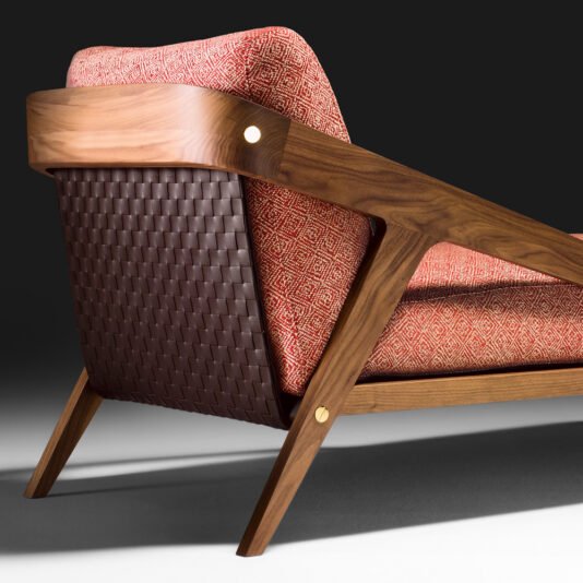 Contemporary Walnut Italian Designer Chaise Longu
