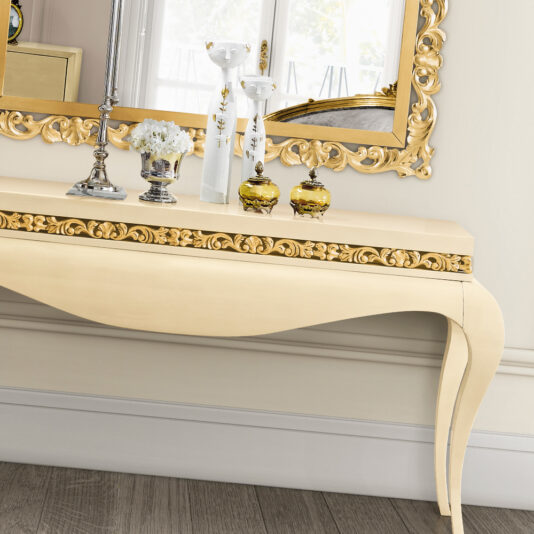 Luxury Cream Lacquered Console Table Luxury Cream Lacquered Console Table
