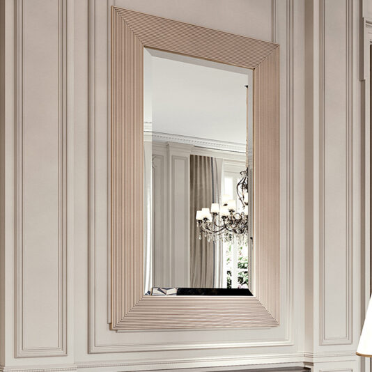 Designer High End Console And Mirror Set Designer High End Console And Mirror Set
