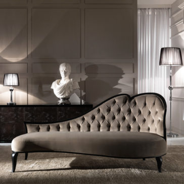 Designer Italian Button Upholstered Modern Chaise Longue Designer Italian Button Upholstered Modern Chaise Longue