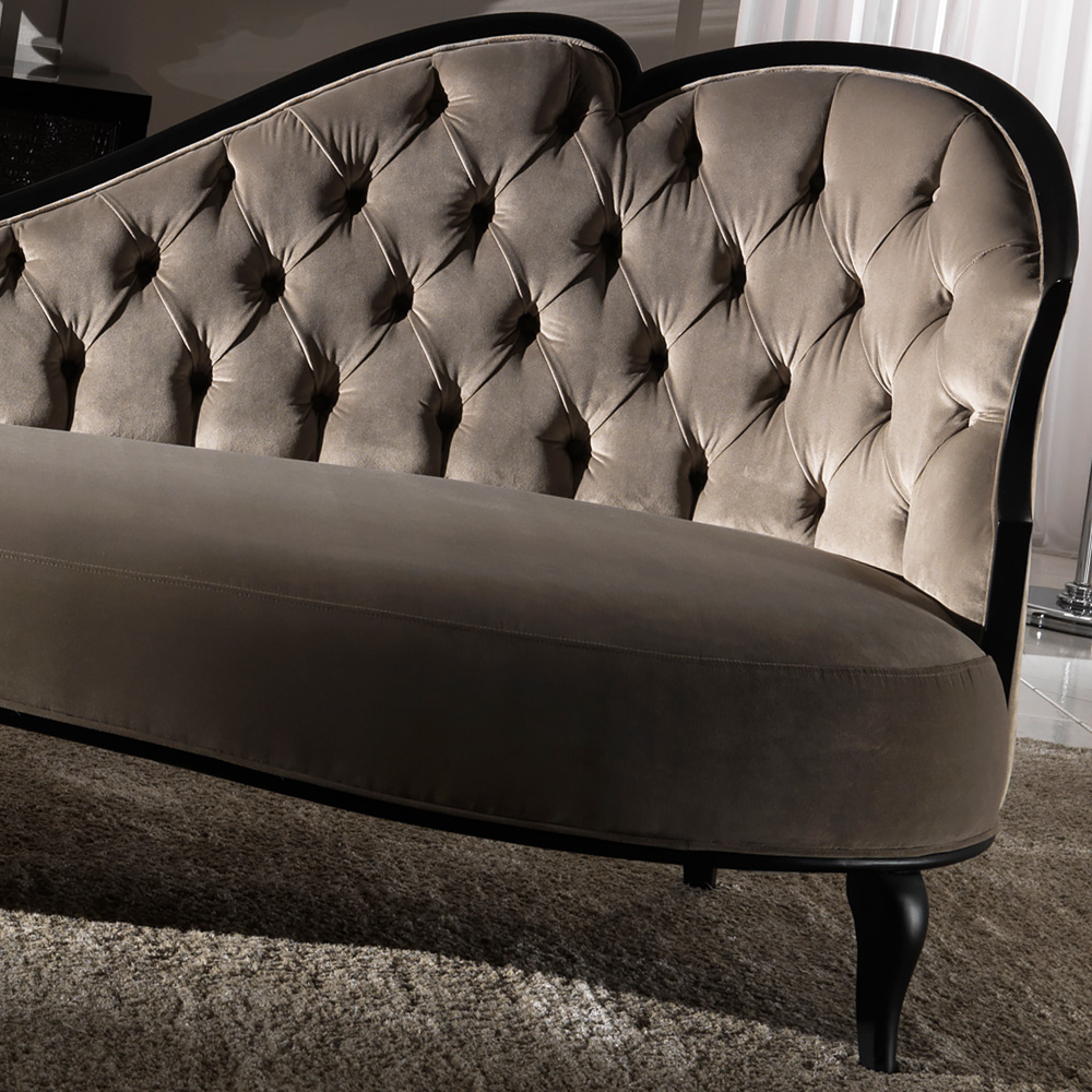 Designer Italian Button Upholstered Modern Chaise Longue