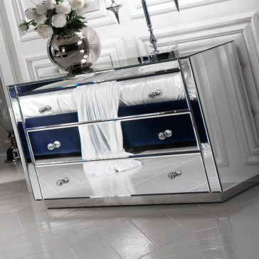 Designer Italian Mirrored Chest Of Drawers Designer Italian Mirrored Chest Of Drawers