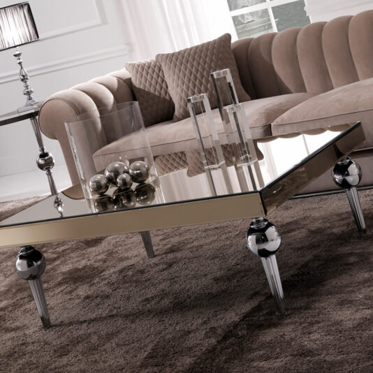 Designer Italian Mirrored Venetian Coffee Table Designer Italian Mirrored Venetian Coffee Table