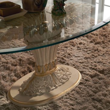 Designer Italian Pedestal Style Oval Glass Coffee Table Designer Italian Pedestal Style Oval Glass Coffee Table