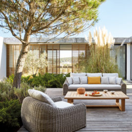Designer Wicker Contemporary 3 Seater Outdoor Garden Sofa