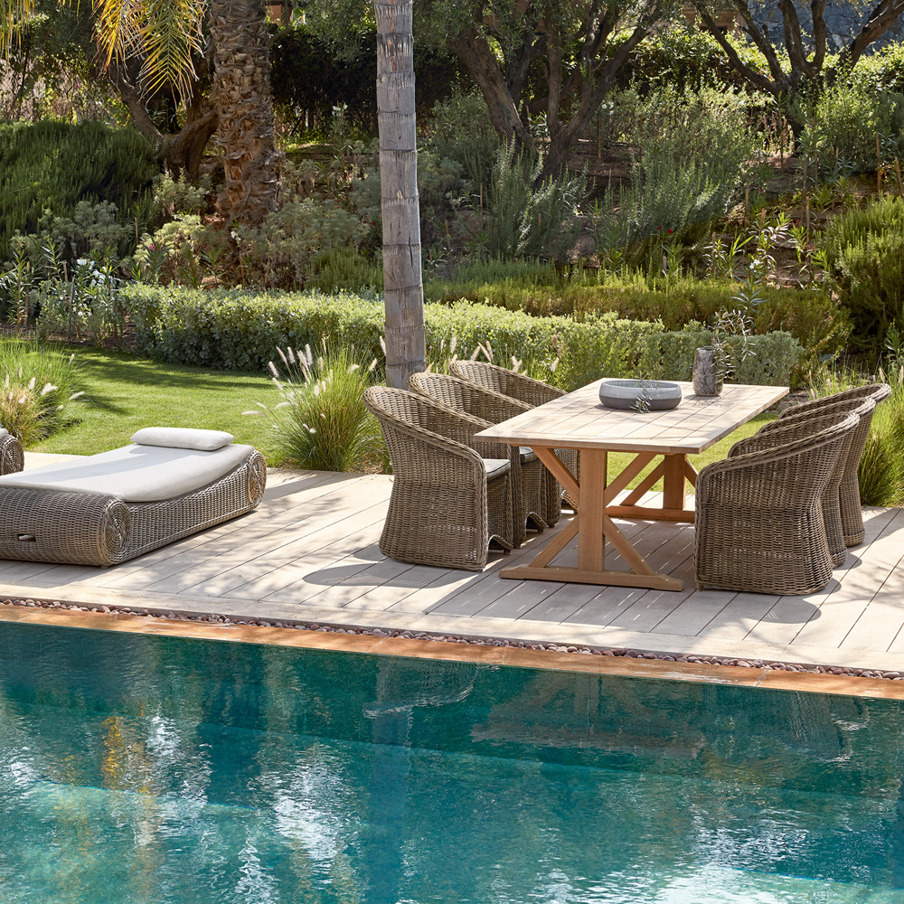 Designer Wicker Contemporary Outdoor Garden Dining Chair with teak table