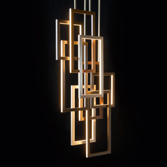 Geometric Modern Italian Designer Vertical Chandelier Geometric Modern Italian Designer Vertical Chandelier