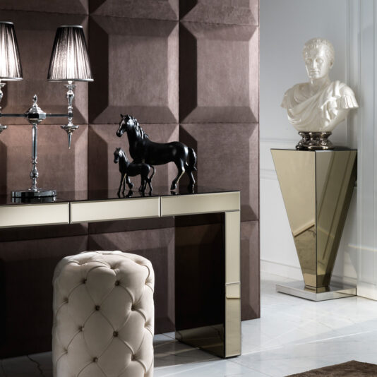 Glass Graduated Ornamental Pedestal