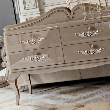 High End Designer Chest of Drawers High End Designer Chest of Drawers