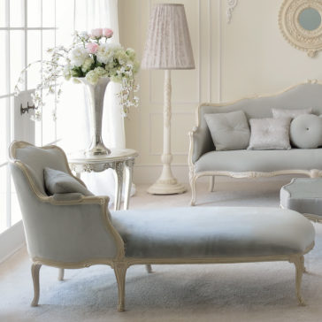 High End Designer Italian Chaise Longue High End Designer Italian Chaise Longue