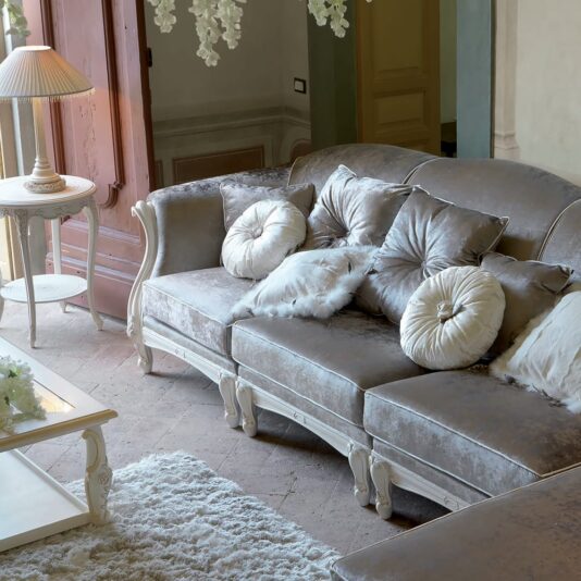 High End Designer Italian Sectional Sofa High End Designer Italian Sectional Sofa