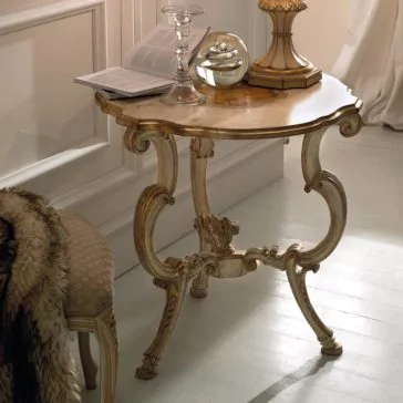 High End Designer Italian Side Table High End Designer Italian Side Table