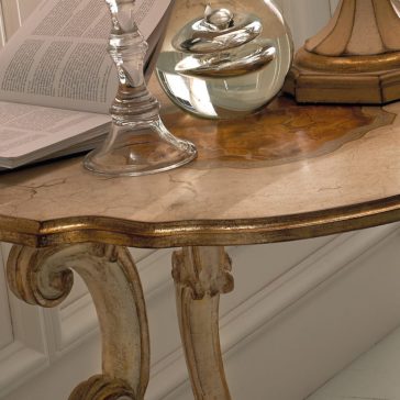 High End Designer Italian Side Table High End Designer Italian Side Table