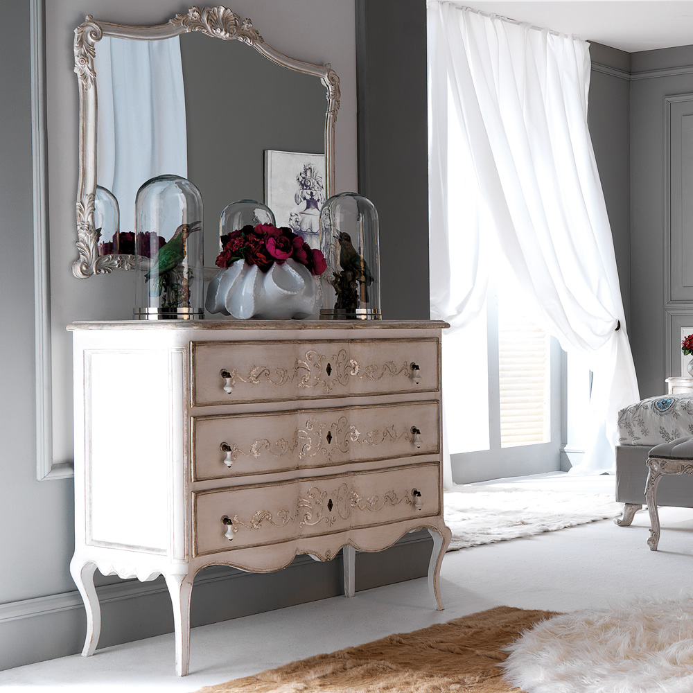 High End Italian Chest of Drawers and Mirror Set