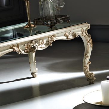 Italian Designer High End Glass Coffee Table Italian Designer High End Glass Coffee Table