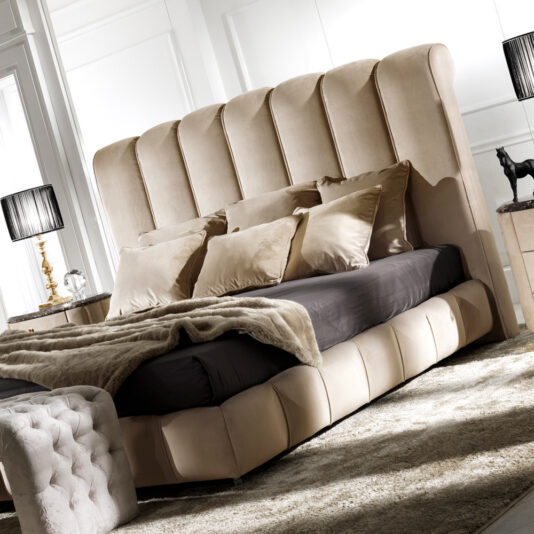 High End Italian Padded Nubuck Leather Bed High End Italian Padded Nubuck Leather Bed