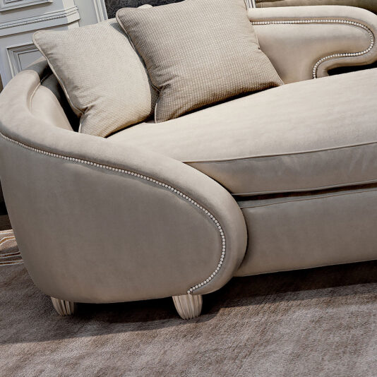 Curved Contemporary Chaise Longue Curved Contemporary Chaise Longue