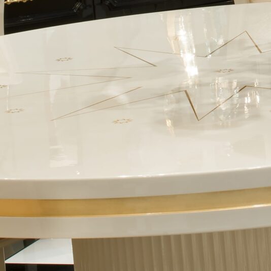 High End Modern Cream And White Chair High End Modern Ivory Lacquered Round Dining Table